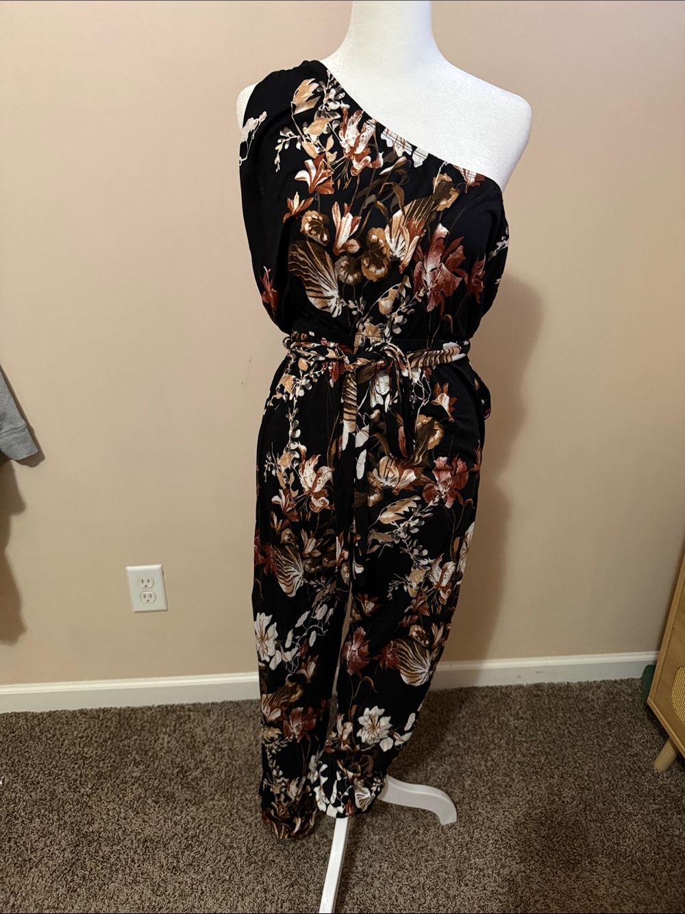 One-Shoulder Black Floral Jumpsuit with Tie Waist